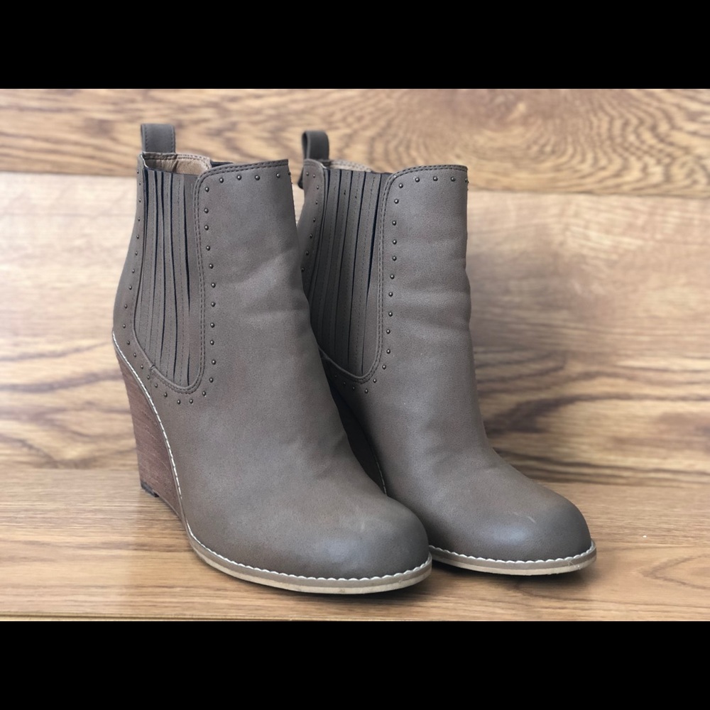 Melrose and market booties